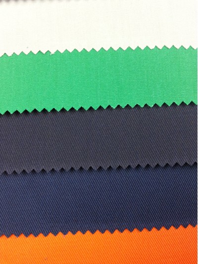 SC-GNLN  滌棉面料  T80/C20  45*45 141*72 / 21*21 94*54 / 21*21 106*50 / 110*54 21*21 / 115*58 21*21 / 132*69 42/2*21  107/168/183/186/193/195/230GSM 細節-4